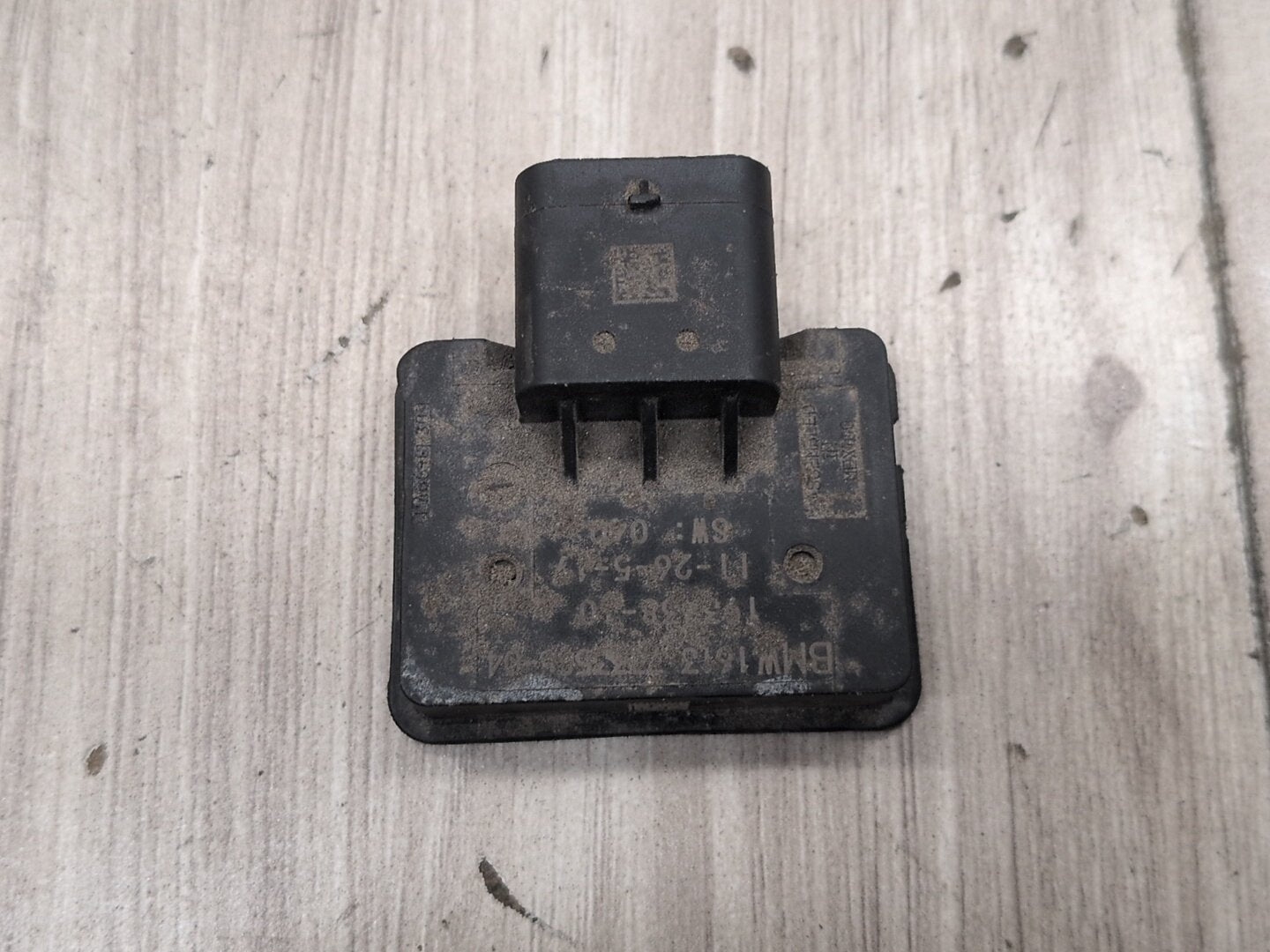 2016-2022 BMW 750i G12 - Temperature Sensor PN: 7333588