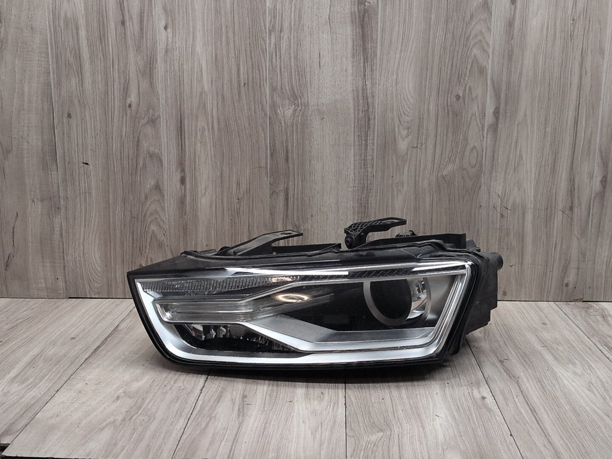 16-18 OEM Audi Q3 8U Front Left Driver Xenon HID Headlight 8U0941005E