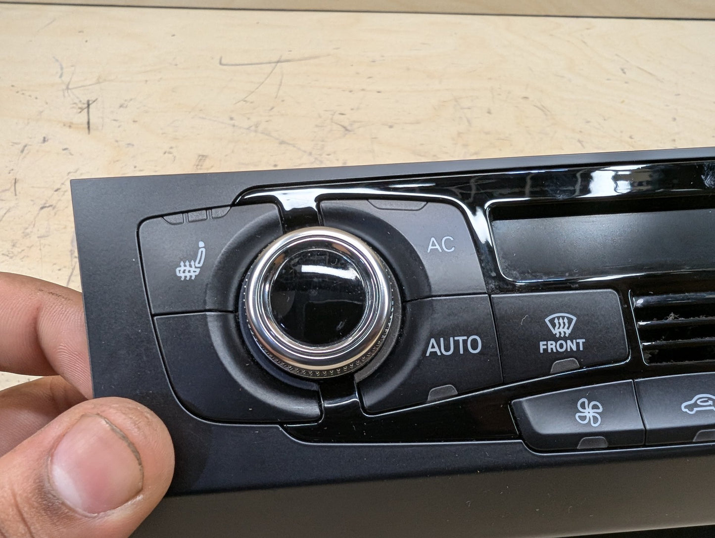 2011-2017 Audi RS5 8T Front AC Heater Climate Control Switch 8K1820043T