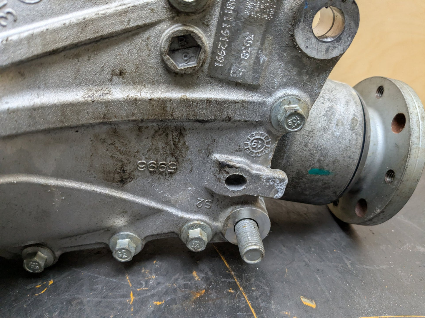 19-25 OEM BMW G20 G42 230 M240 330 M340 Front Differential Axle Gearbox 2.813