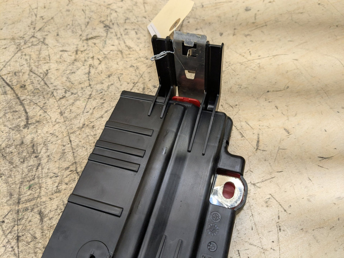 OEM BMW E90 E92 E93 Battery Power Lead Junction Distribution Fuse Box Voltage