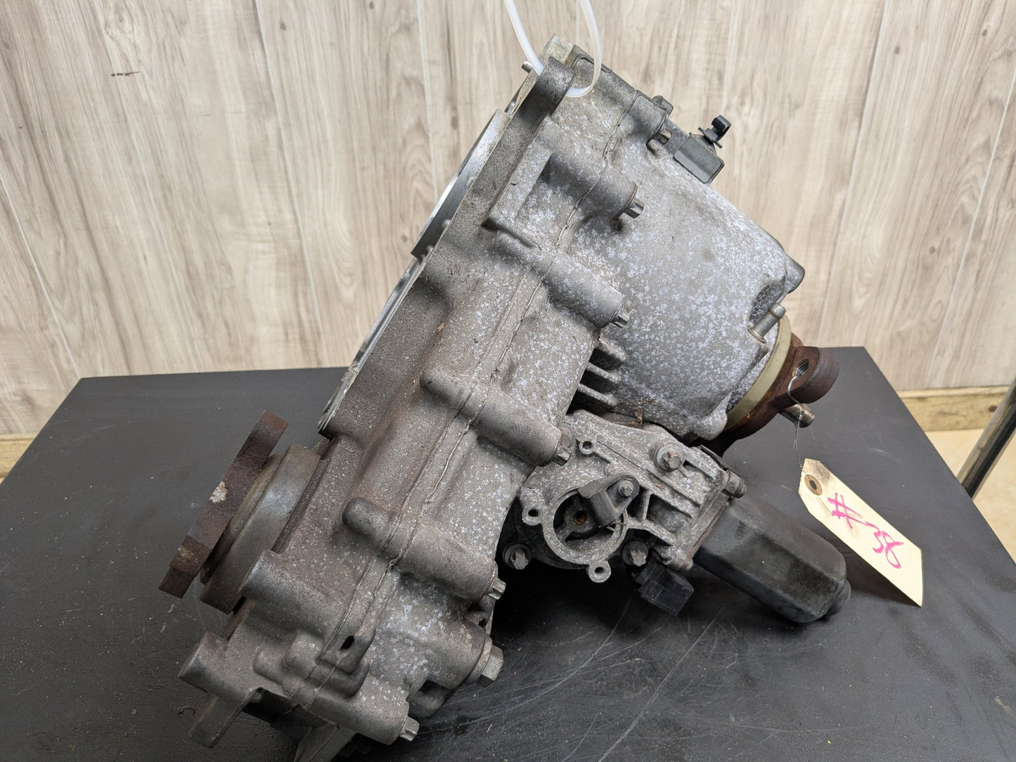 2008 BMW X3 E83 N52B30O1 Transmission Transfer Case 7573215 ATC400