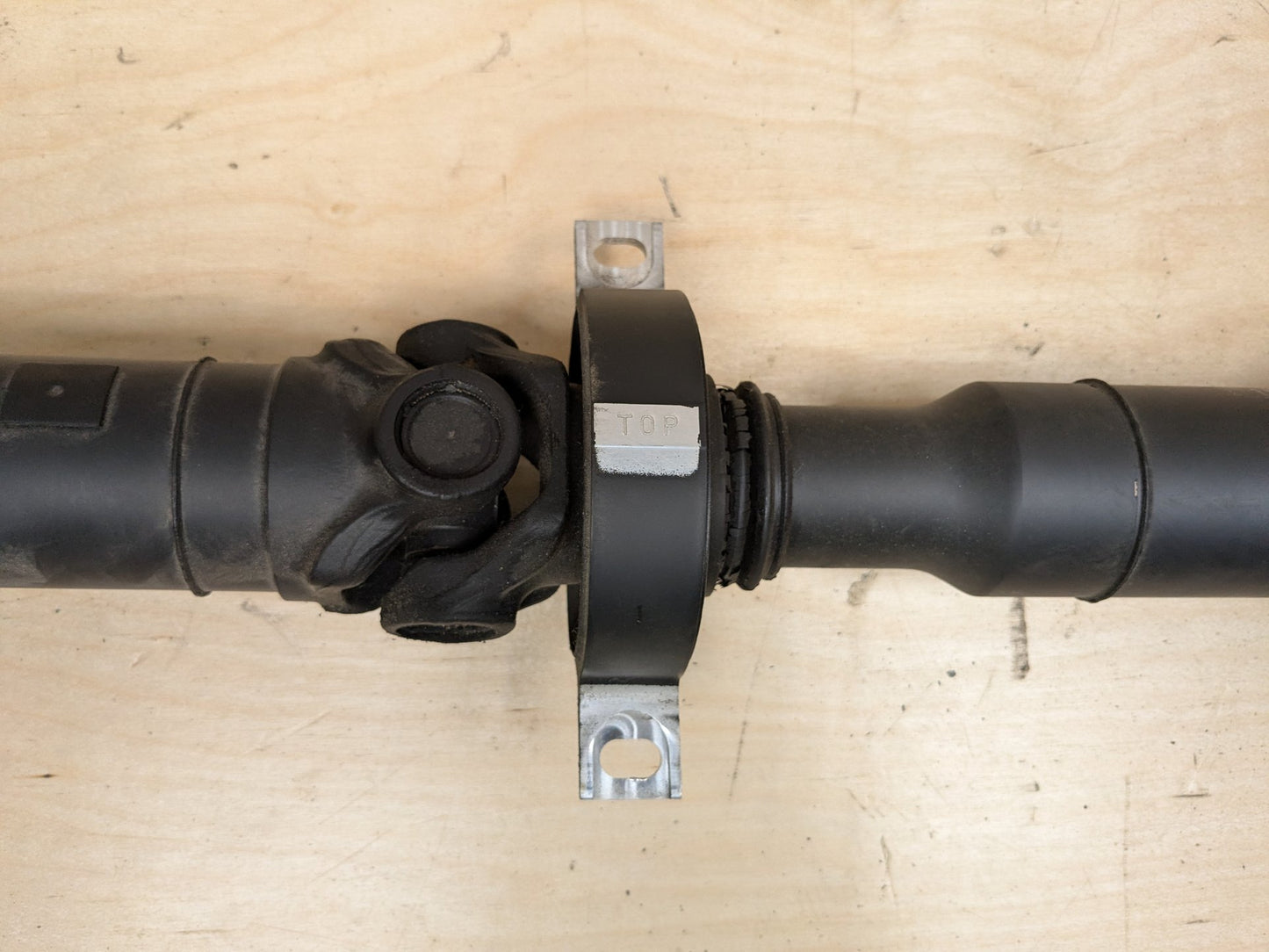 18-20 OEM BMW G30 M550 AWD Rear Drive Shaft Driveshaft Propeller