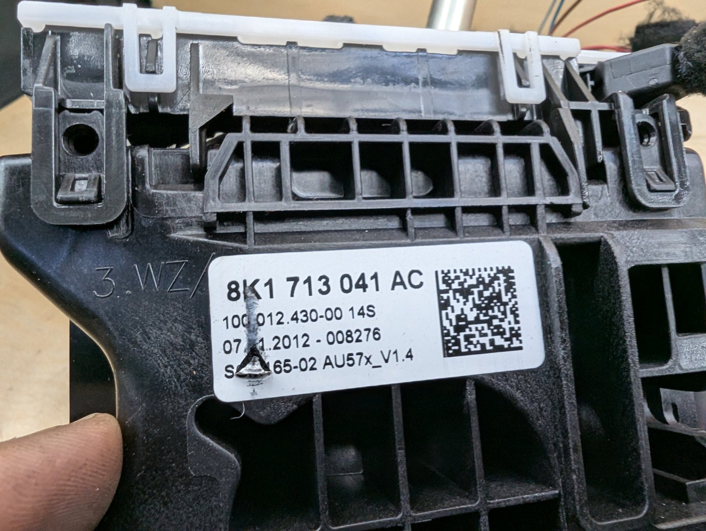 2011-2017 Audi RS5 8T Gear Selector Controller Shifter Knob Panel Assembly 8K1713041AC OEM
