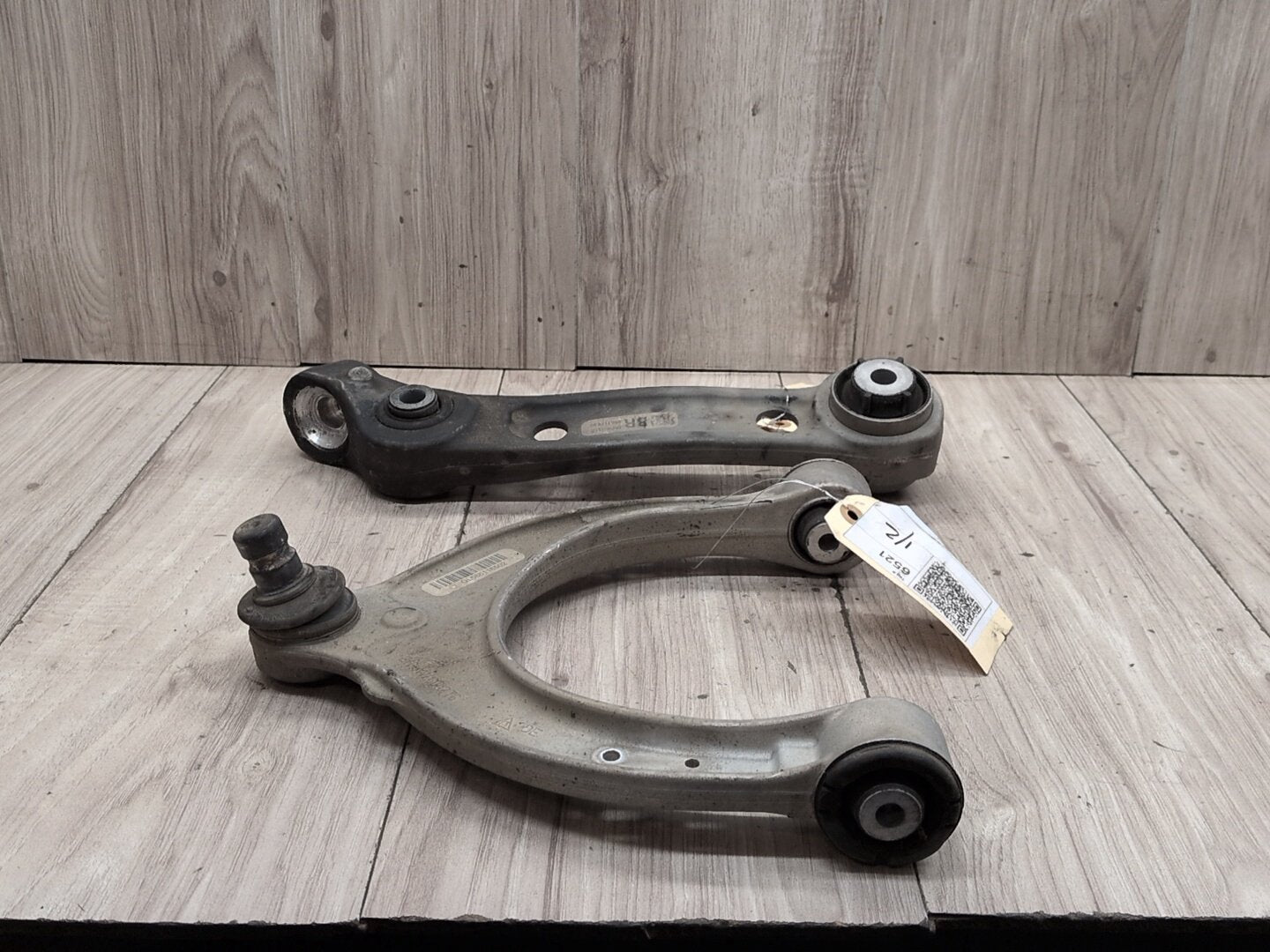 2017-2023 BMW M550i xDrive G30 Front Right Passenger Lower Control Arms Wishbone SET 6861174