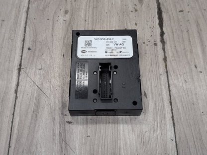 2015-2018 Audi Q3 8U Keyless Entry Receiver Module 5K0959434E