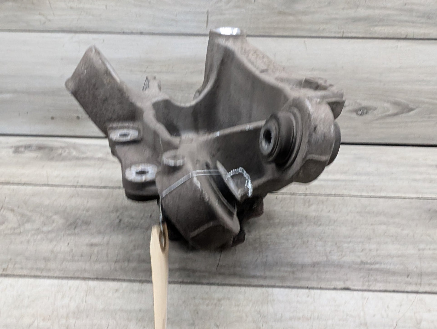 2017-2023 BMW M550i xDrive G30 Rear Right Passenger Spindle Knuckle w/ Bearing 6866338