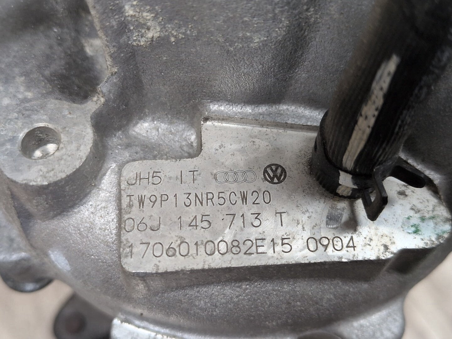 2015-2018 Audi 8U Q3 CCTA Engine Motor Turbo Charger w/ Manifold 06J145713T
