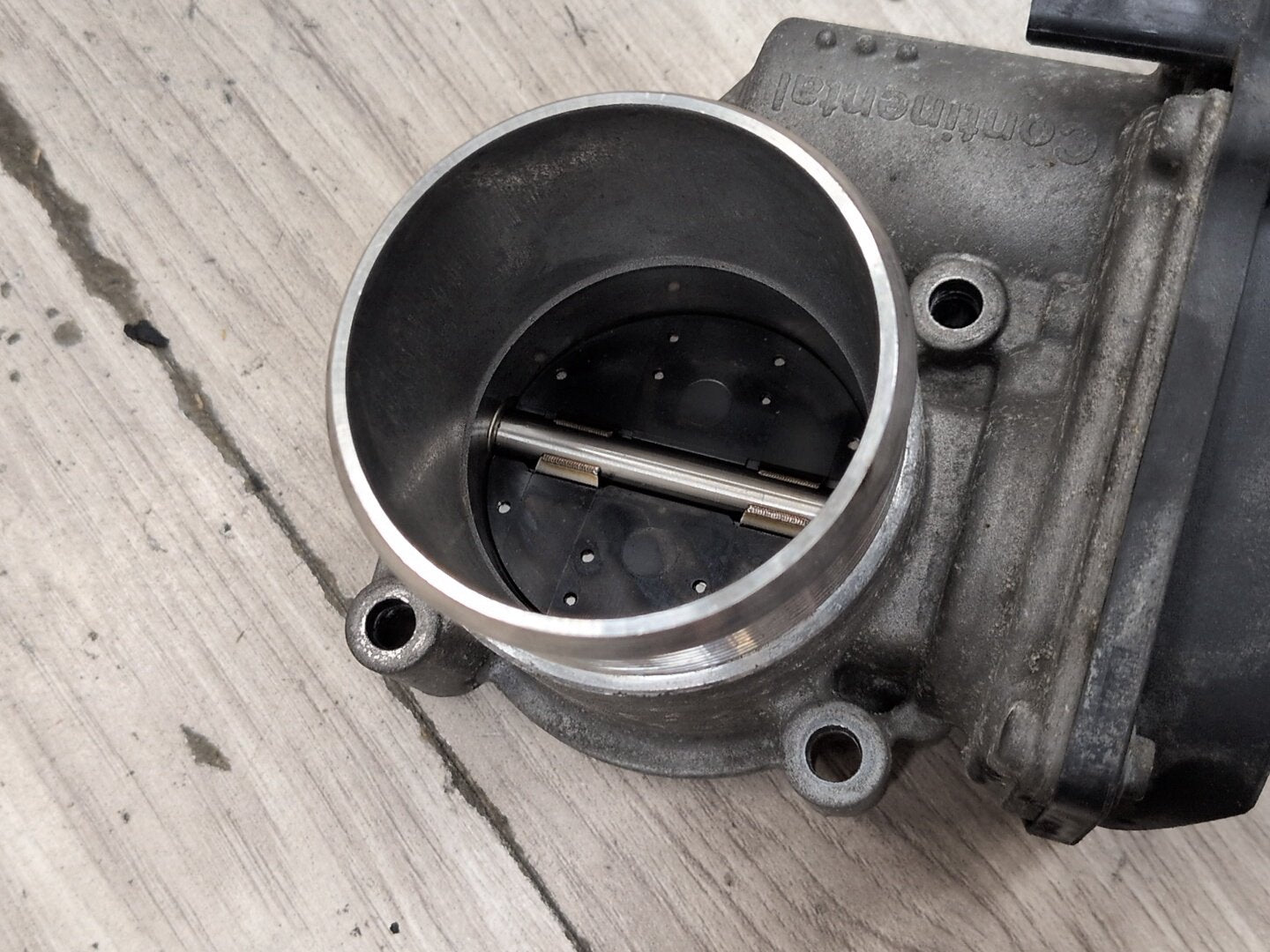 05-20 OEM Audi A3 A4 A5 A6 Q3 Q5 S3 CCTA Engine Motor Throttle Body 06F133062T