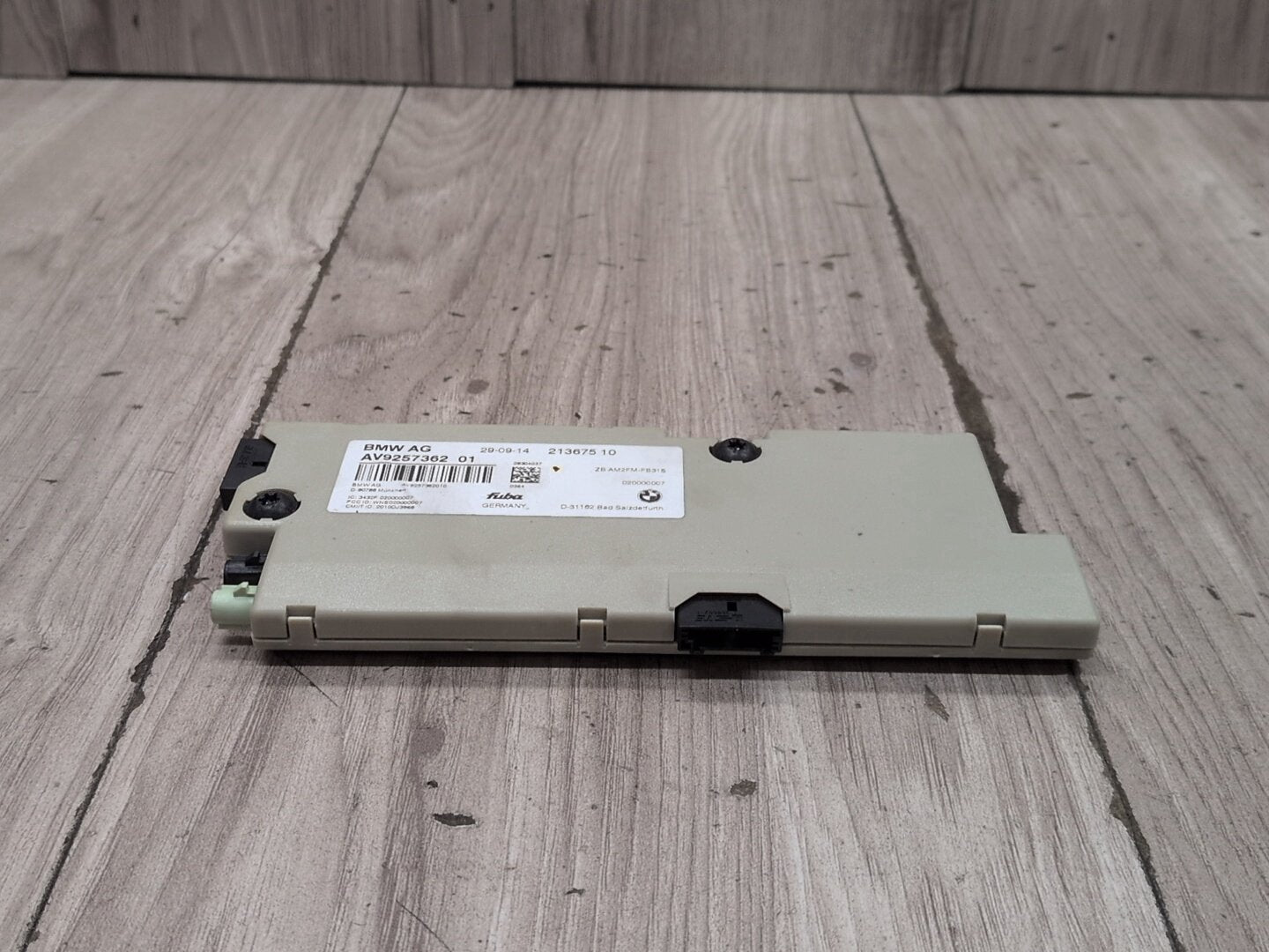 2012-2018 BMW M6 F06 Antenna Telematics Control Module 9257362