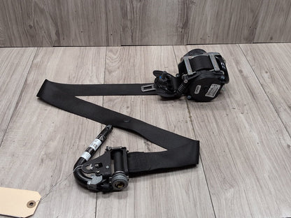 2014 - 2018 BMW X5 F85 Front Right Passenger Seatbelt Seat Belt Retractor 7321292 S63B44T2