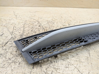2007-2013 BMW 328i E92 Front Right Passenger Bumper Cover Grille 7227924 OEM