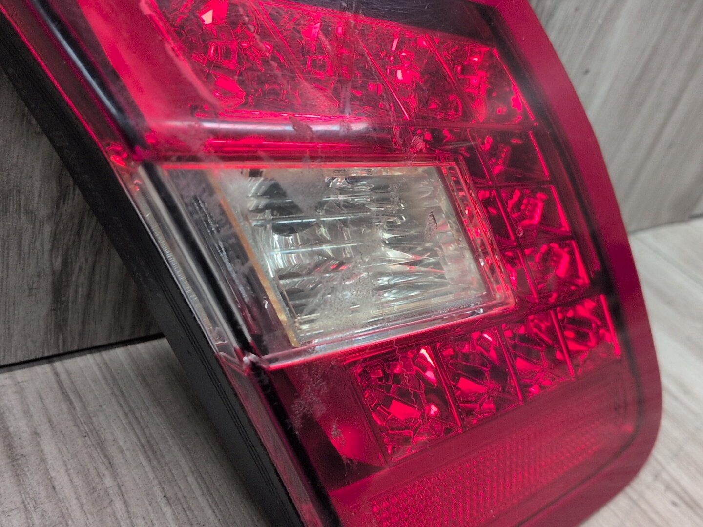 2009-2012 Mercedes-Benz E550 W212 Rear Left Driver Inner Tail Light A2128200764 OEM