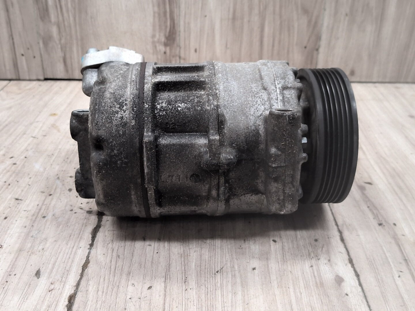 2004-2010 BMW E64 M6 S85B50A Engine Motor A/C AC Compressor Clutch Pump Pulley 6933174
