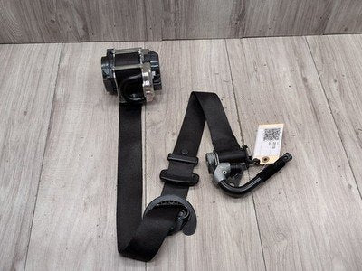 OEM BMW F15 F16 F85 F86 X5 X6 Front Right Passenger Seat Belt Retractor Black