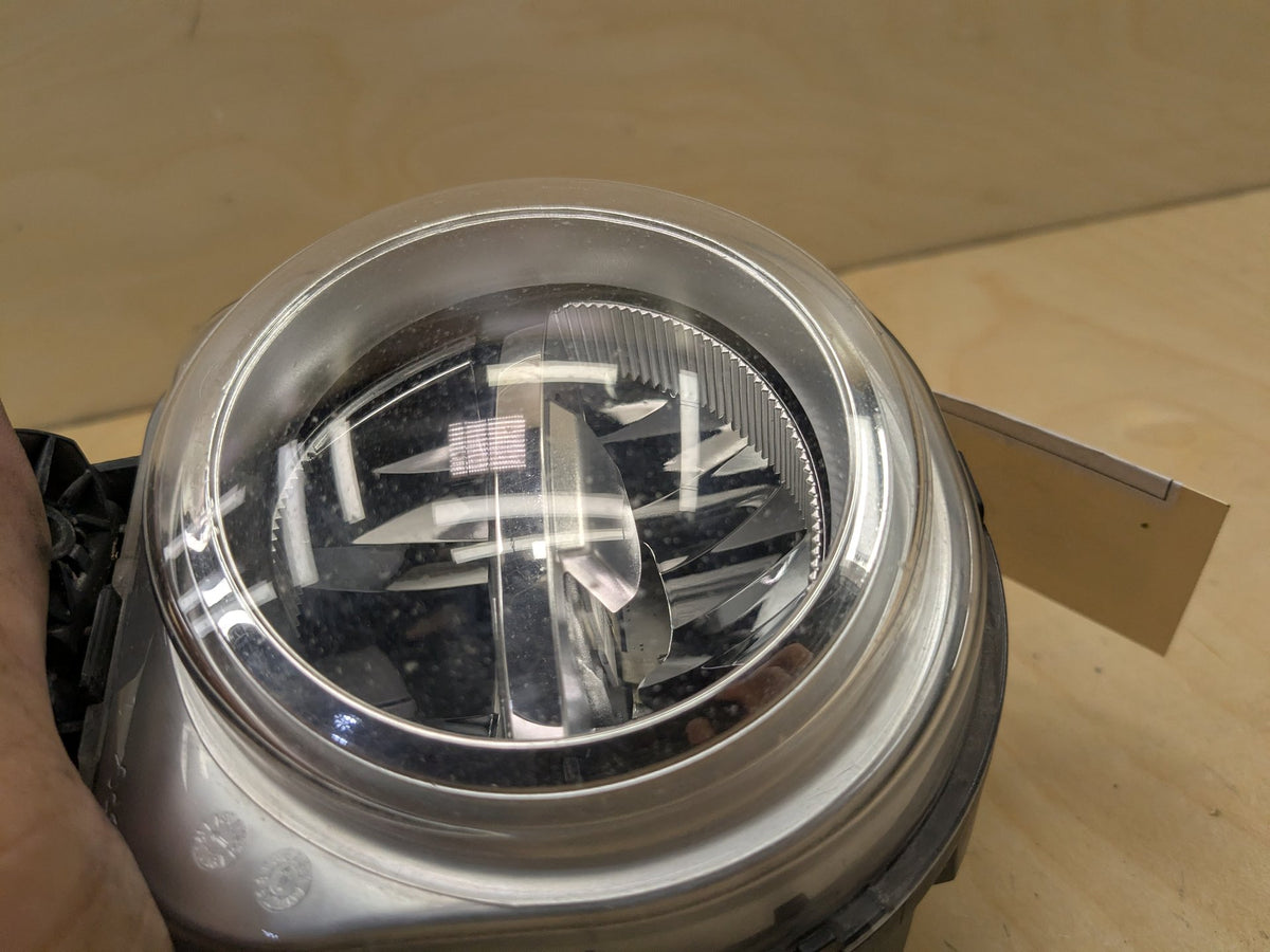 OEM BMW F15 F16 F25 F26 F85 F86 X3 X4 X5 X6 Right Passenger Fog Lamp Light