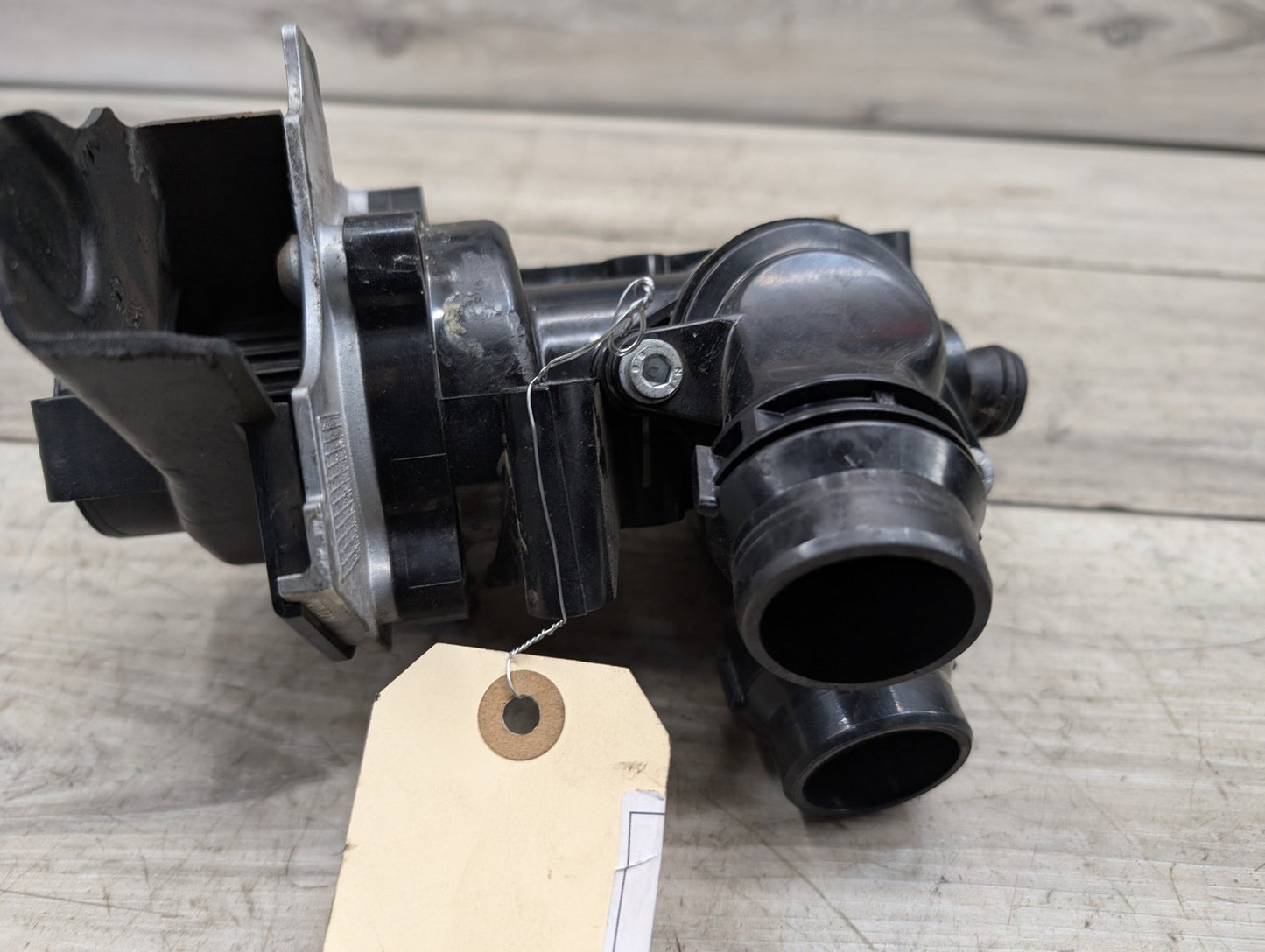 2009 - 2017 Audi Q5 8R Engine Motor Cooling Auxiliary Water Pump 06H121026DD EA888