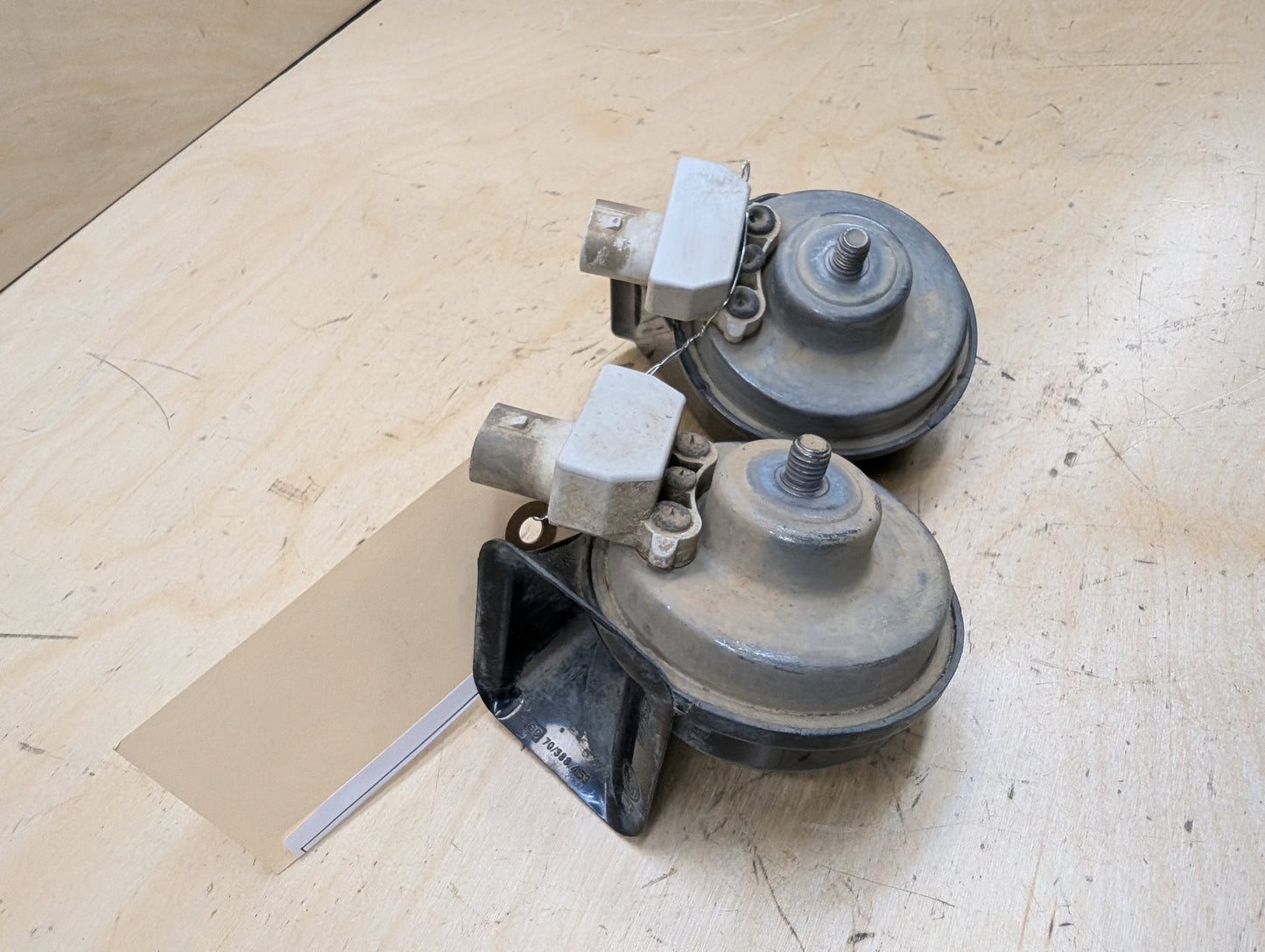 2012-2018 BMW 335i F30 Alarm Horns SET 7300976