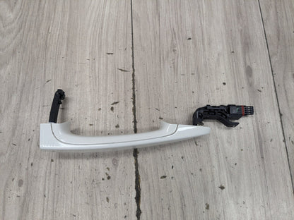 OEM BMW F23 F30 F32 F80 F82 M3 Right Passenger Door Handle COMFORT ACCESS White