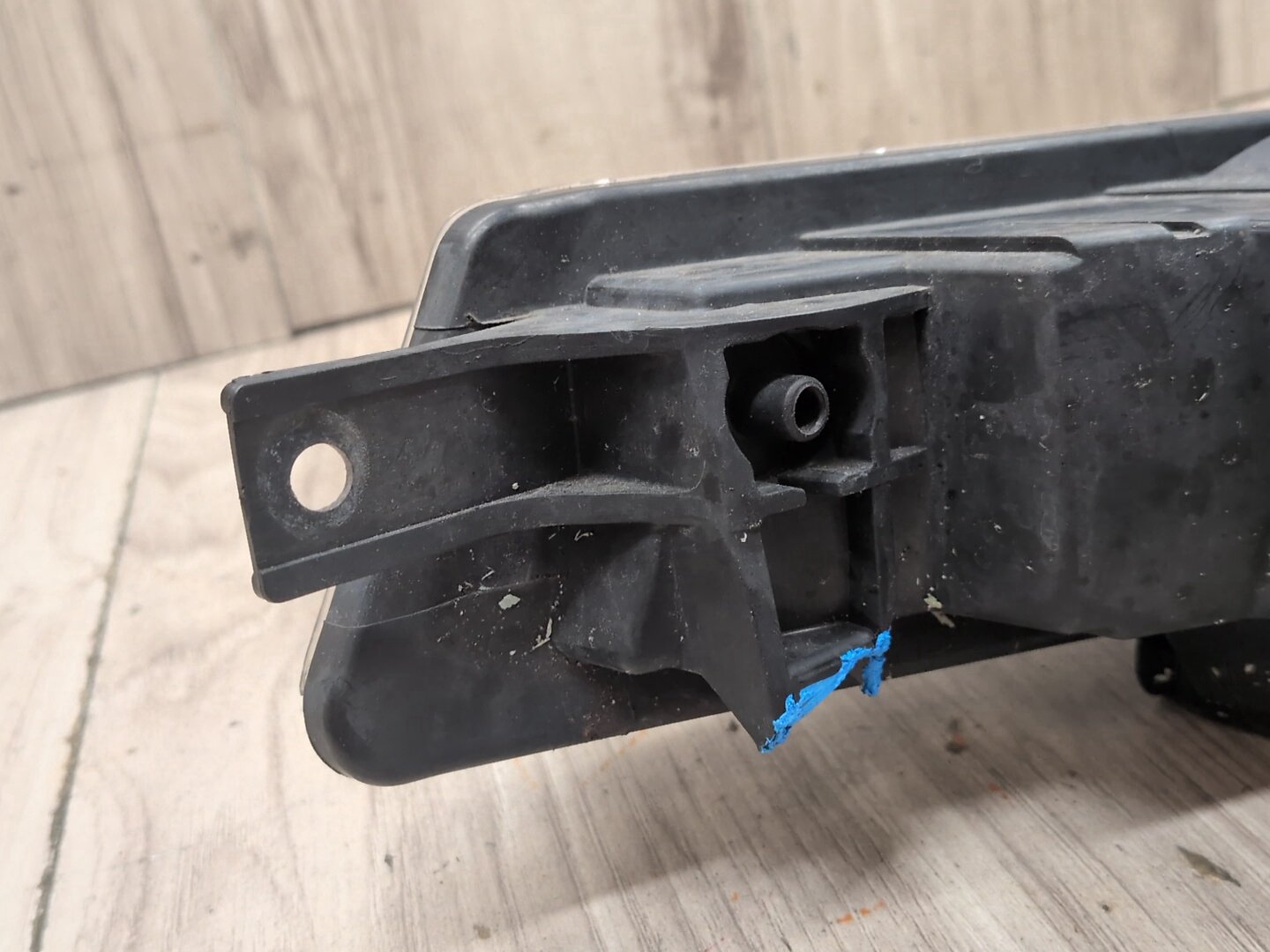 2008-2013 BMW 128i E82 Front Right Passenger Bumper Fog Lamp Light 7164856