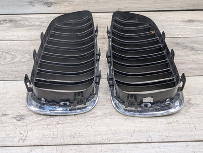 2011 - 2016 BMW 528i F10 Front Left Right Upper Bumper Cover Kidney Grilles SET 7412324 N20B20O0
