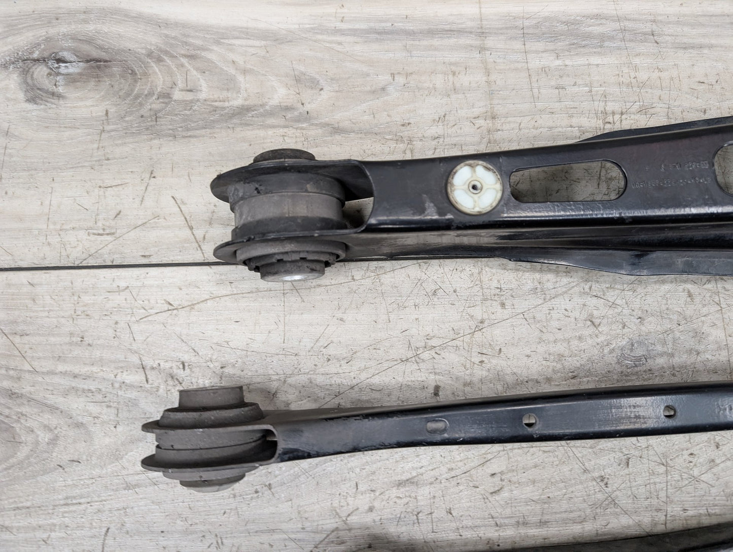 2018 - 2024 BMW X3 G01 Rear Right Passenger Control Arms SET 6871021 B58B30M0