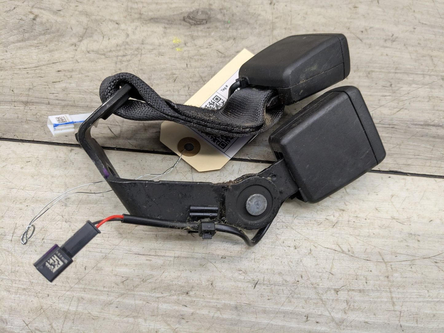 OEM BMW G20 G22 G26 G80 G82 M3 M4 Rear Right Passenger Seatbelt Seat Belt Buckle