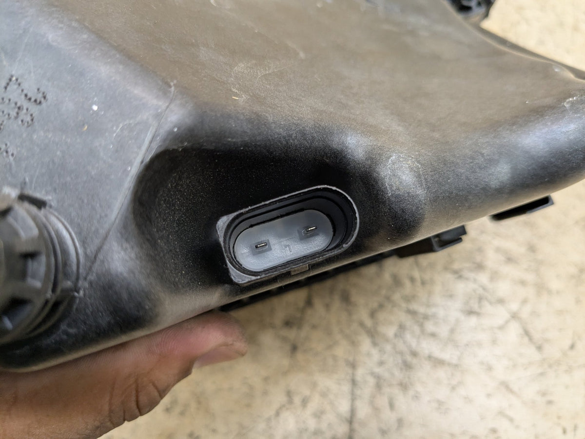 OEM BMW G05 G07 G11 G12 G30 M550 750 Engine N63 Coolant Expansion Tank Reservoir