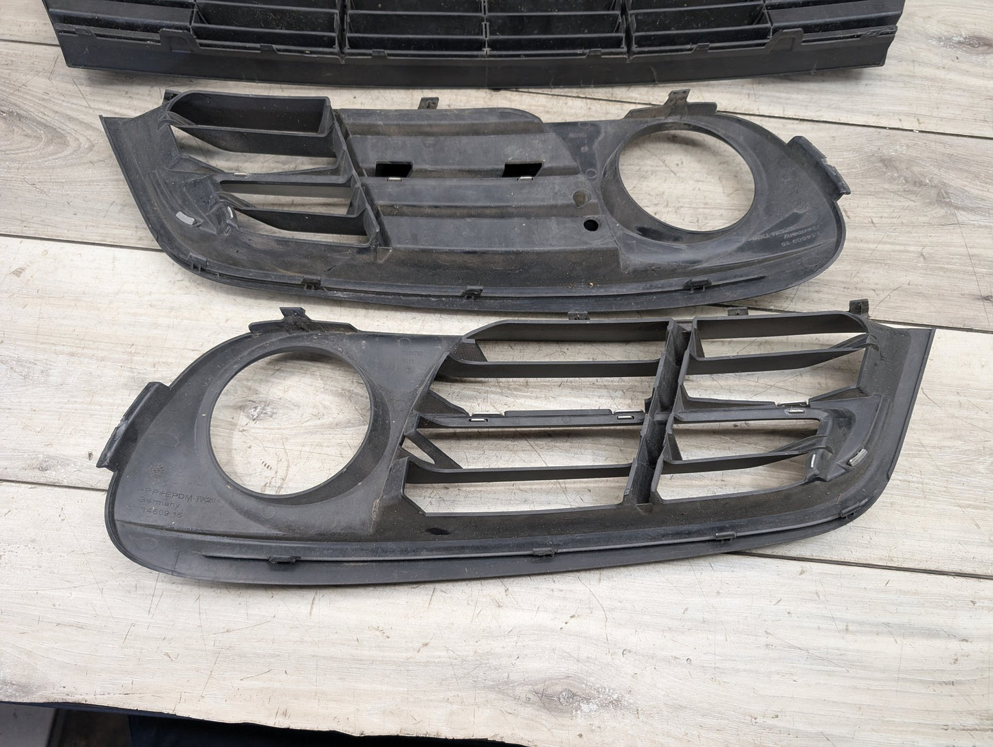 2011 - 2016 BMW 528i F10 Front Left Right Center Bumper Cover Grilles SET 7331724 N20B20O0