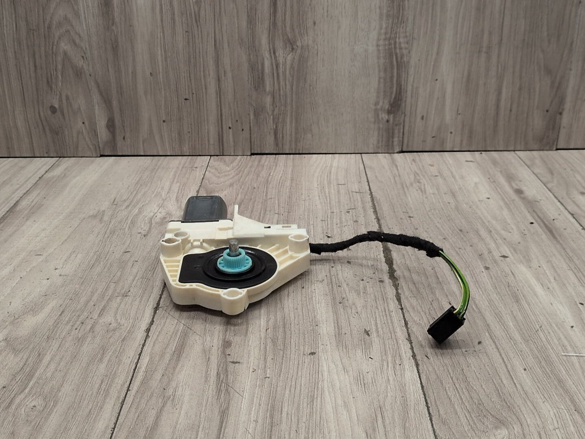 2015-2018 Audi Q3 8U Front Left Driver Door Window Glass Regulator Motor 8K0959801B OEM