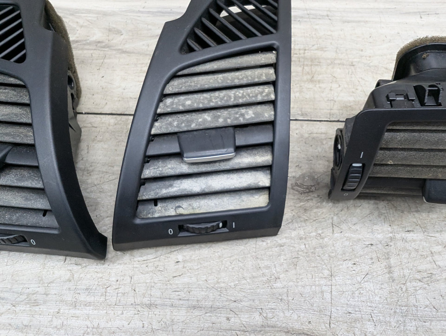 08-13 BMW 128i E82 Dashboard Dash Board Left Right Center Air Vent SET 7059188