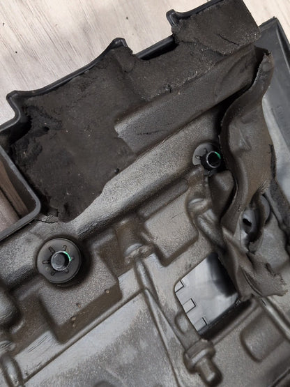 OEM BMW E88 E90 E92 E93 Engine Cover N54 Head Cylinder Ignition Coil Covering