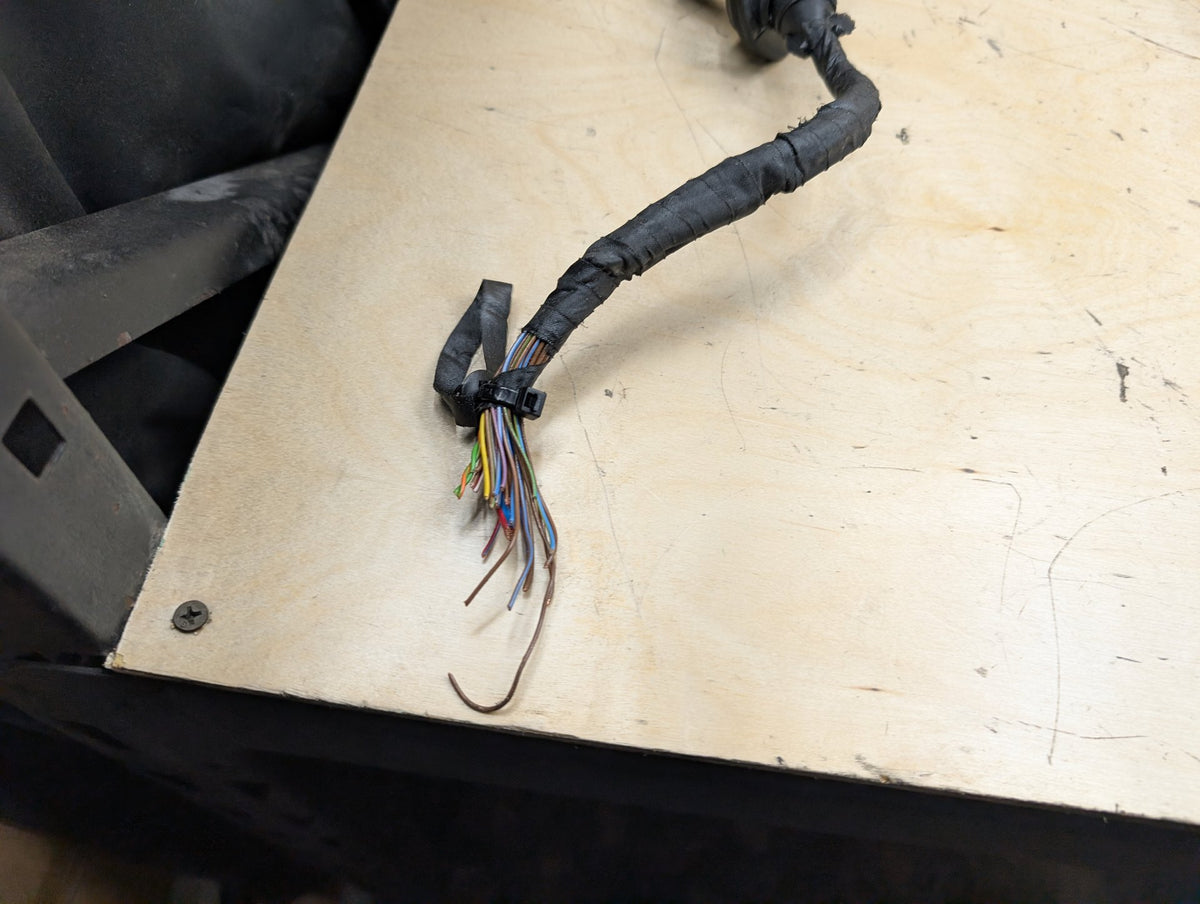 2010-2017 BMW 535i GT xDrive F07 Rear Bumper PDC Parking Sensor Wiring Wire Harness 9336380 OEM