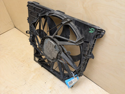 2011-2016 BMW X3 F25 Radiator Fan Shroud Housing w/ Motor 7601176