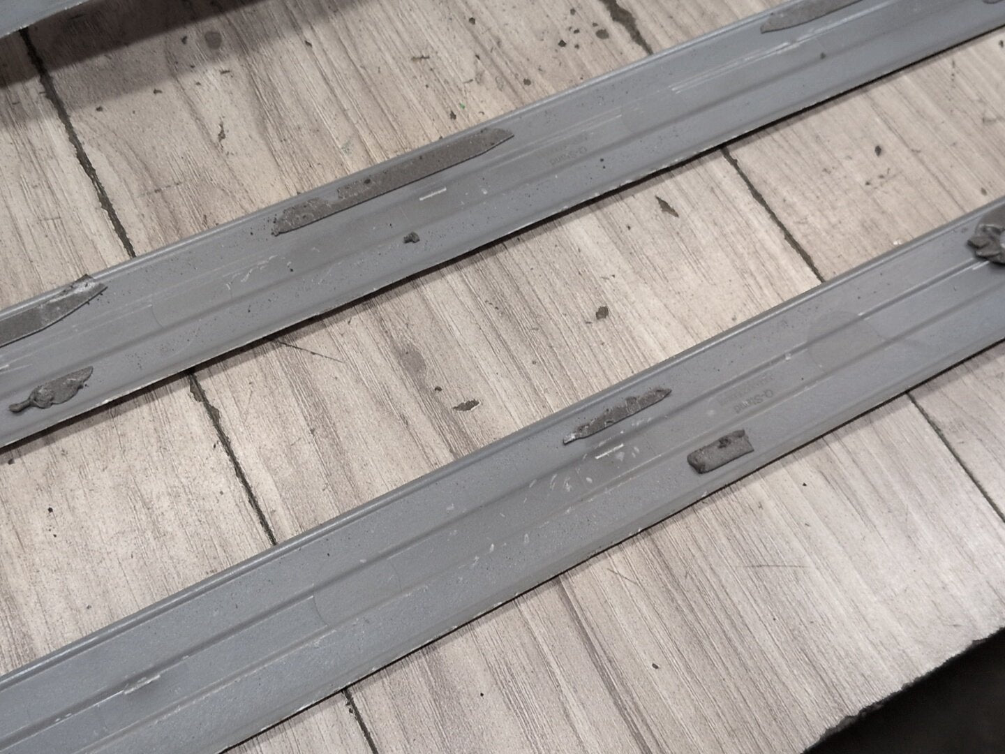 2009-2012 Mercedes-Benz E550 W212 Front Rear Left Right Scuff Plate Door Sill SET A2126861136 OEM