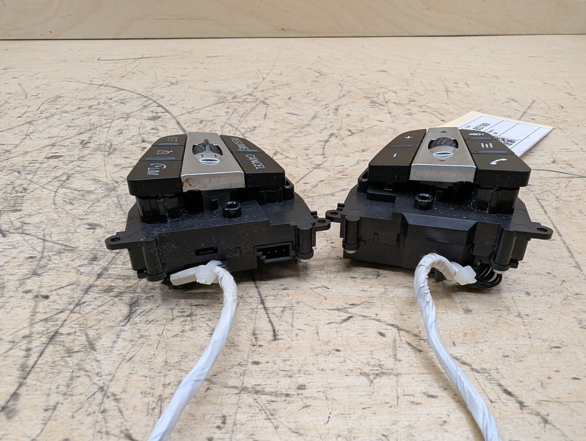 OEM BMW G05 G06 X5 X6 G14 G15 840 Steering Wheel Multifunction Switch Buttons