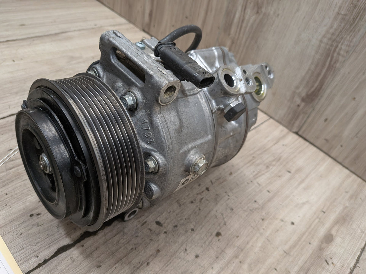 2018-2023 BMW G30 M550i N63B44O2 Engine Motor A/C AC Compressor Clutch Pump Pulley 5A58A52