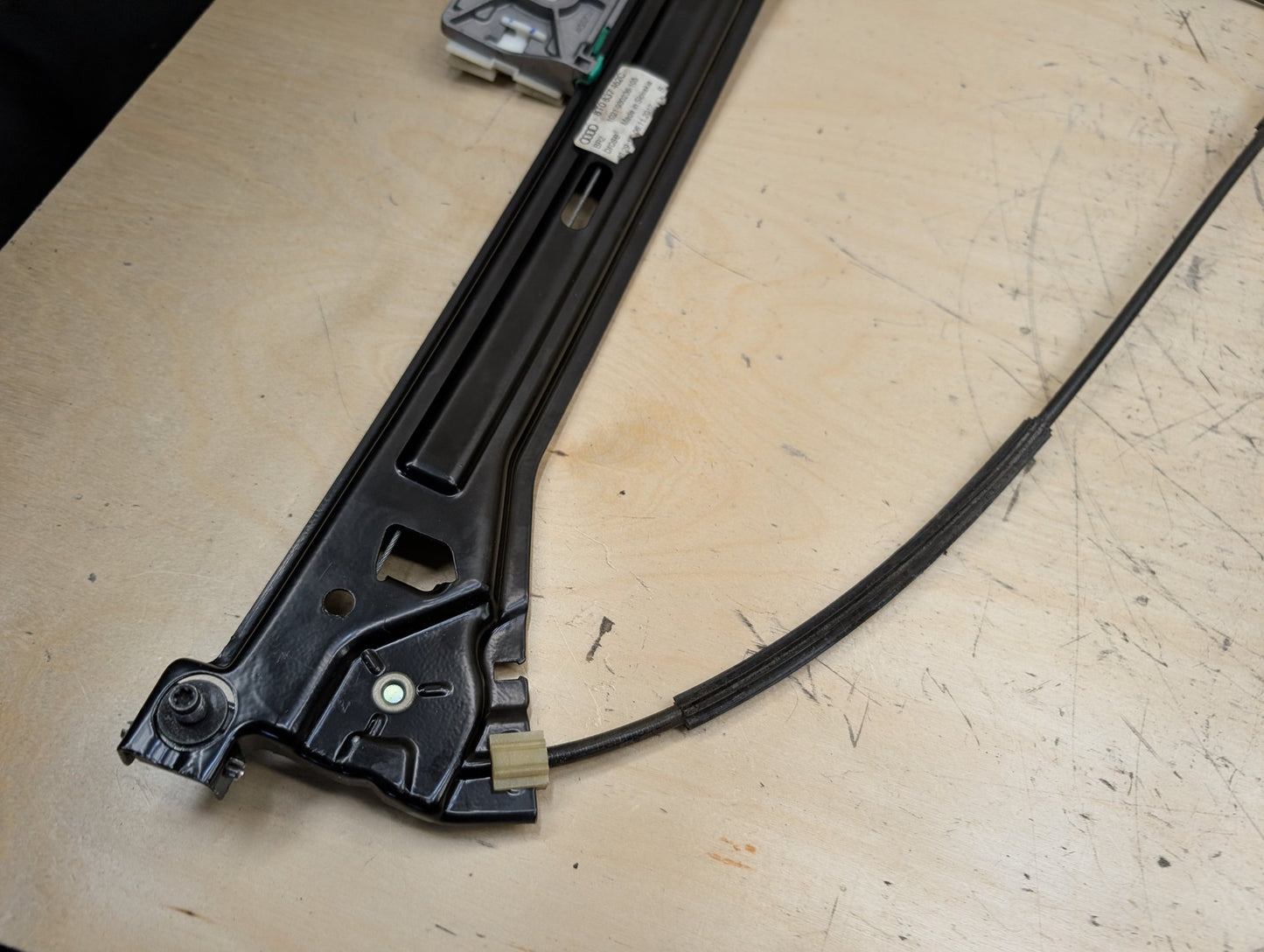 2011-2017 Audi RS5 8T Front Right Passenger Door Window Glass Regulator w/ Motor 8T0837462C