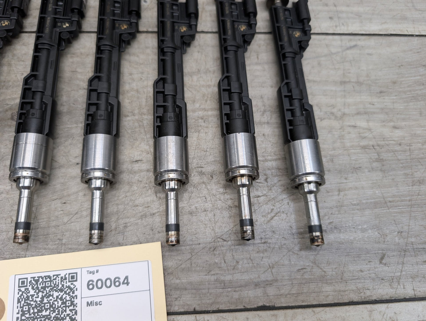 2009-2015 BMW 750Li F02 Engine Motor Fuel Injector SET 7599876
