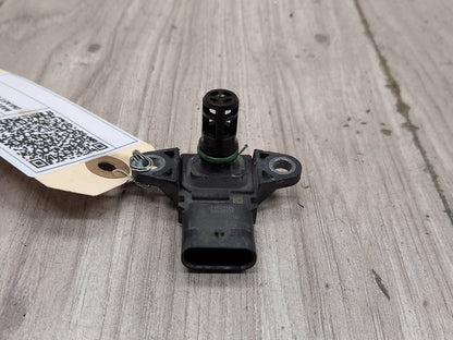 2013 - 2019 BMW 750i F01 Manifold Absolute Pressure (MAP) Sensor 7599042 N63B44O1