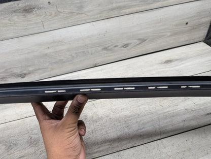 2011 - 2017 BMW X3 F25 Front Right Passenger Exterior Door Trim Molding 7205780 N20B20A