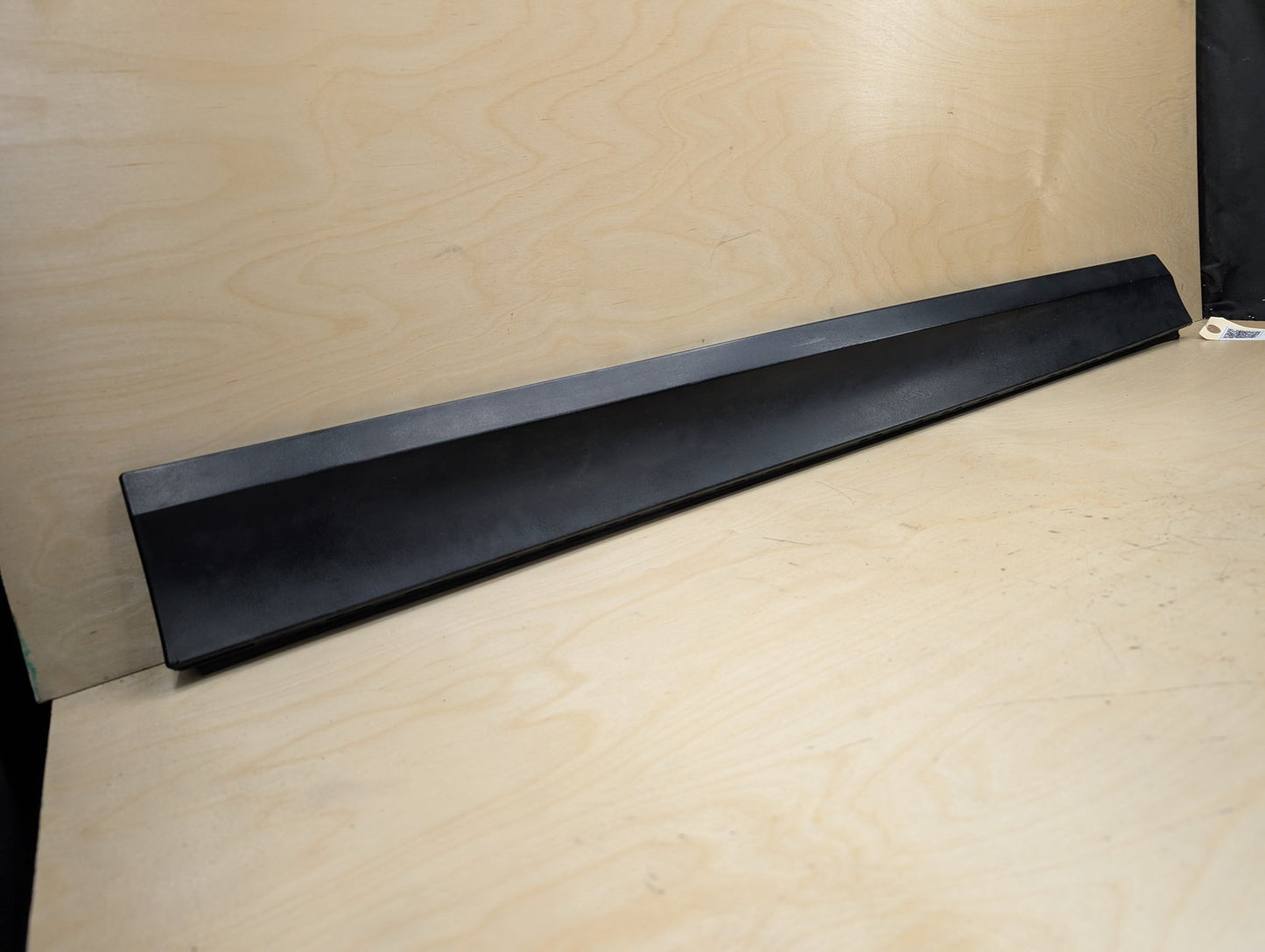 2011-2016 BMW X3 F25 Front Right Passenger Exterior Door Trim Molding 7205780