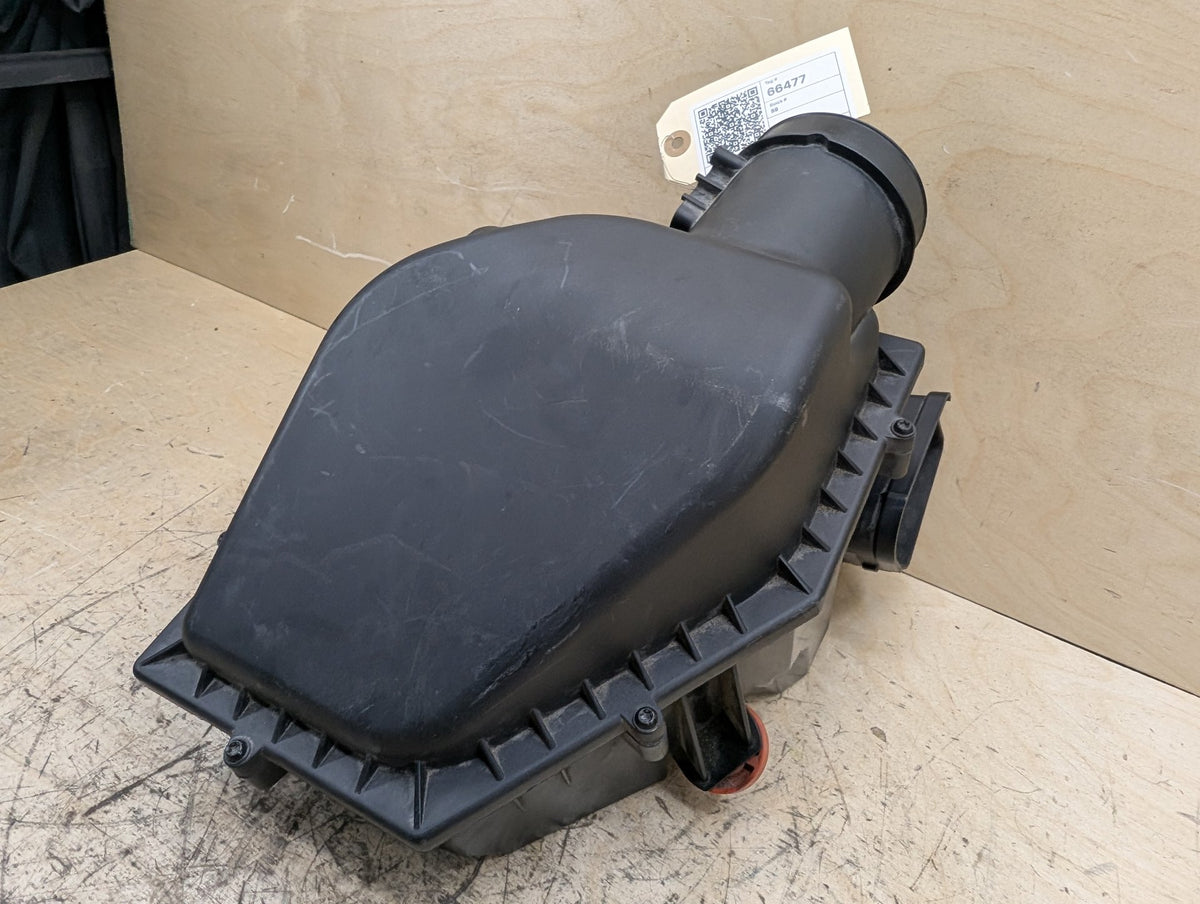 OEM BMW G05 G12 G30 540 740 Air Box Filter Cleaner Intake Resonator Muffler B58