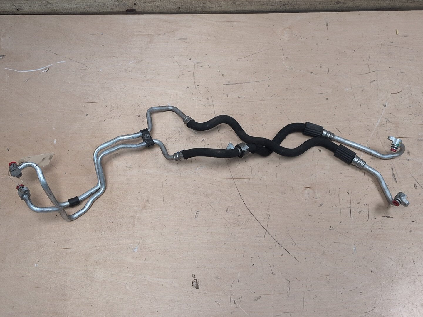 2014 - 2018 BMW X5 F85 Transmission Oil Cooler Hose Pipe Lines 7627752 S63B44T2