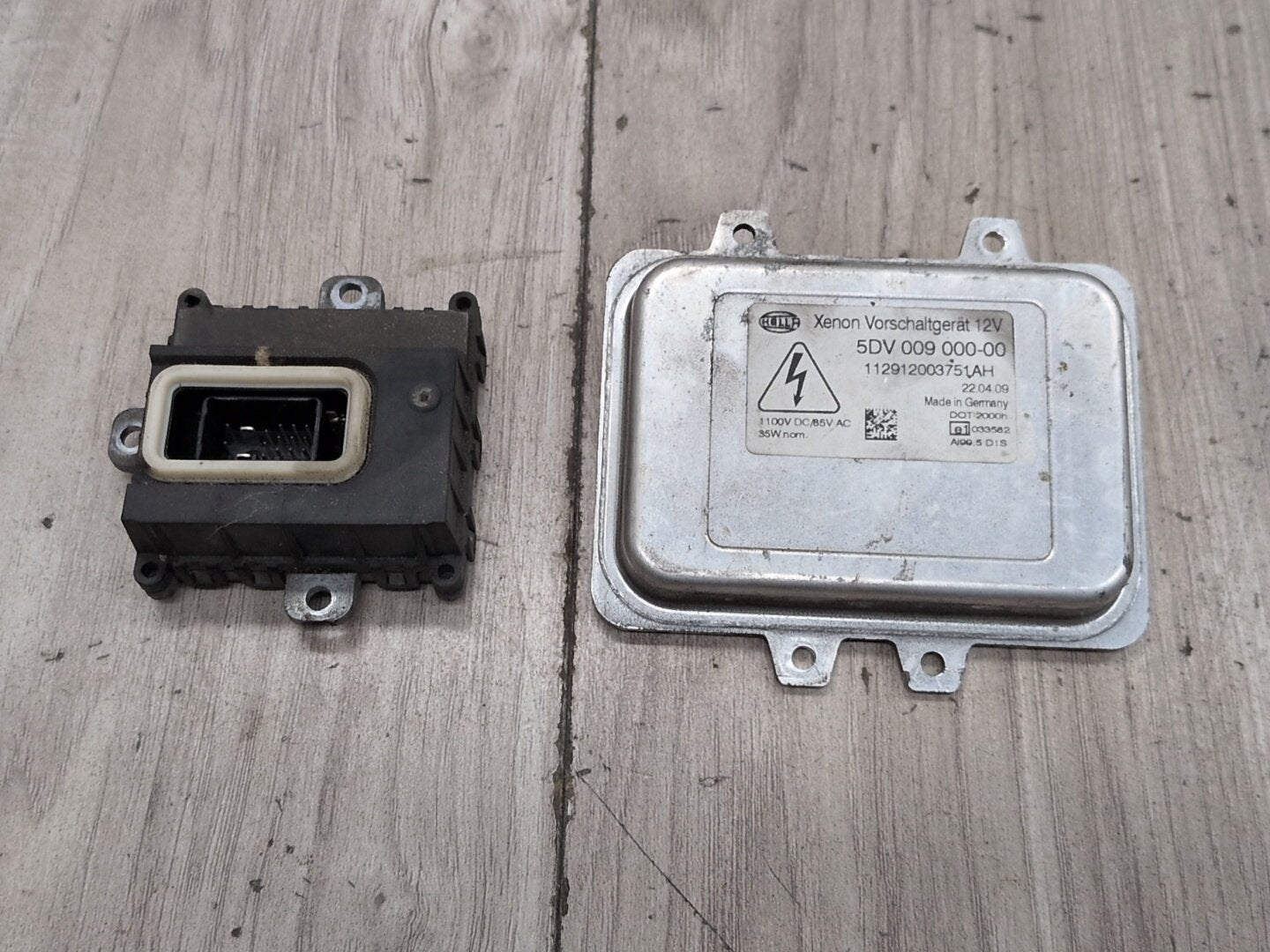 08-10 BMW E60 Left Right Headlight DRL Daytime Running Light Module SET 7189312