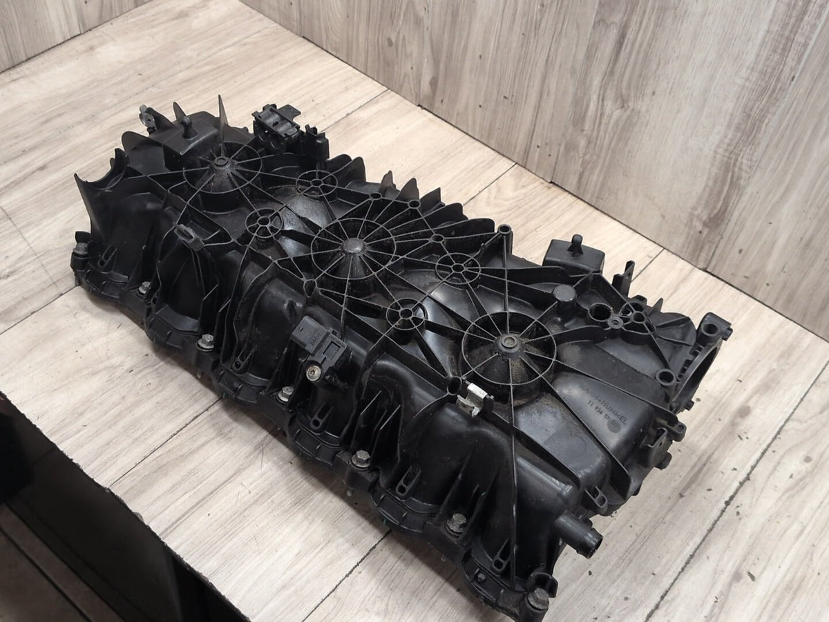OEM BMW G01 G05 G12 G20 G42 G30 M340 M440 X3 Engine B58 Intake Manifold 8647977