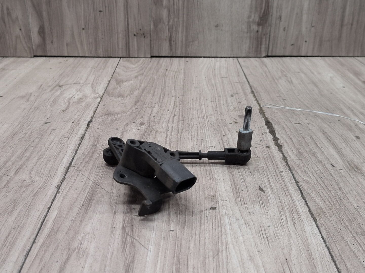 2018-2023 Audi S4 B9 Suspension Height Level Sensor 4M0907503