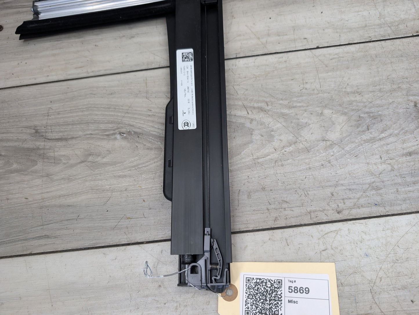 OEM BMW G12 740 750 M760 Rear Right Passenger Door Sun Blind Shade Roller Light
