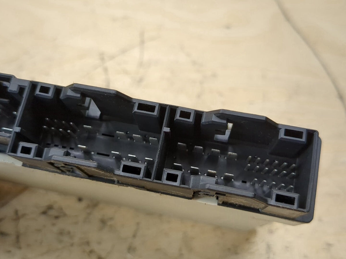 2019-2026 BMW X5 G05 Front Left or Right Seat Control Module 9877268 OEM