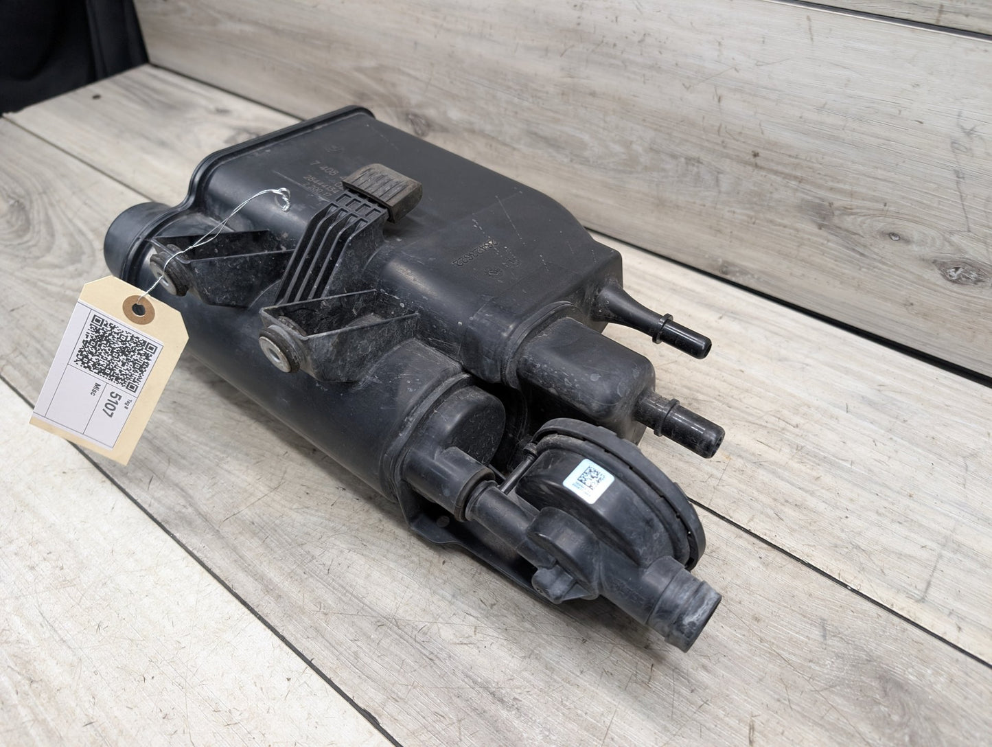2014 - 2019 BMW 340 F34 Fuel Vapor Charcoal Canister 7408409 B58B30M0